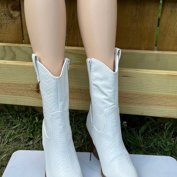 * Mata White Cowgirl Cowboy Ankle Boots Western Block Heels - Picture 3 of 5